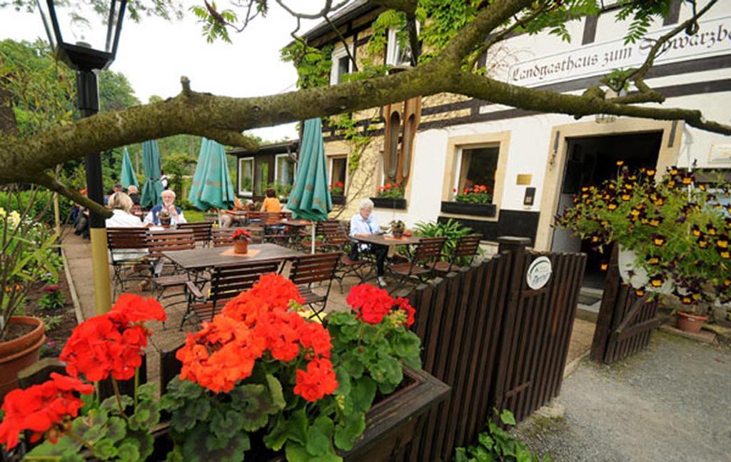 Hotel Landgasthaus Schwarzbachtal Lohsdorf Exterior foto